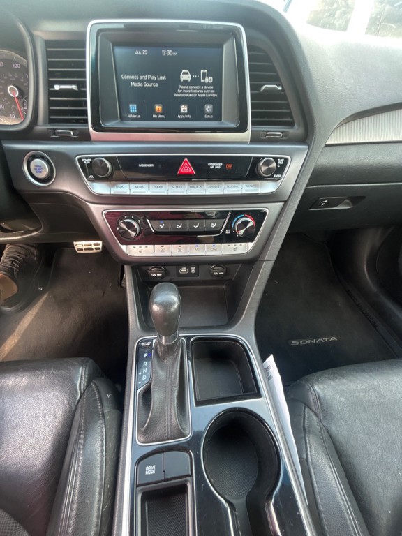 2018 Hyundai Sonata Image 6
