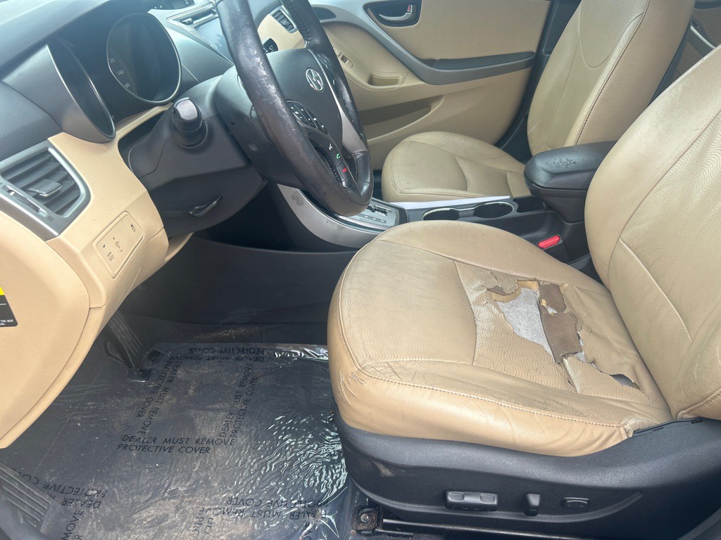 2013 Hyundai Elantra Image 5