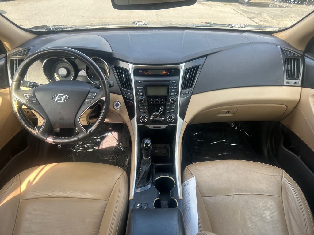 2012 Hyundai Sonata Image 4