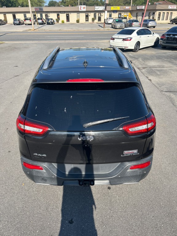 2015 Jeep Cherokee Image 12