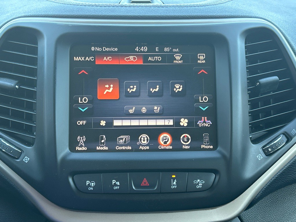 2015 Jeep Cherokee Image 13