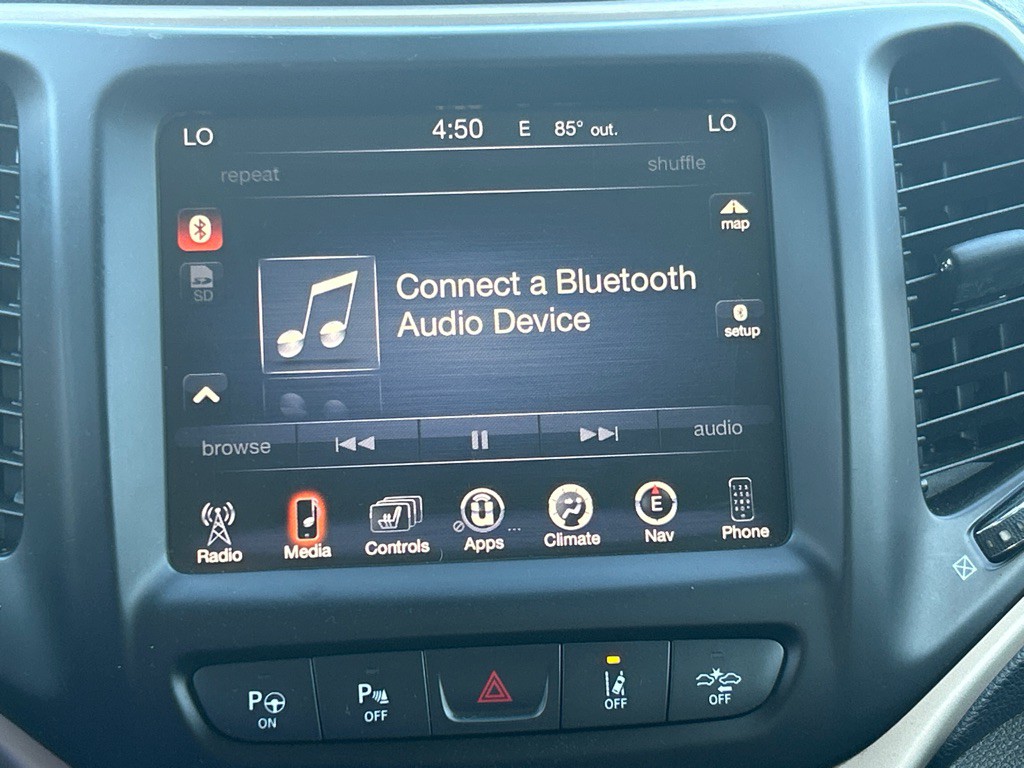 2015 Jeep Cherokee Image 14