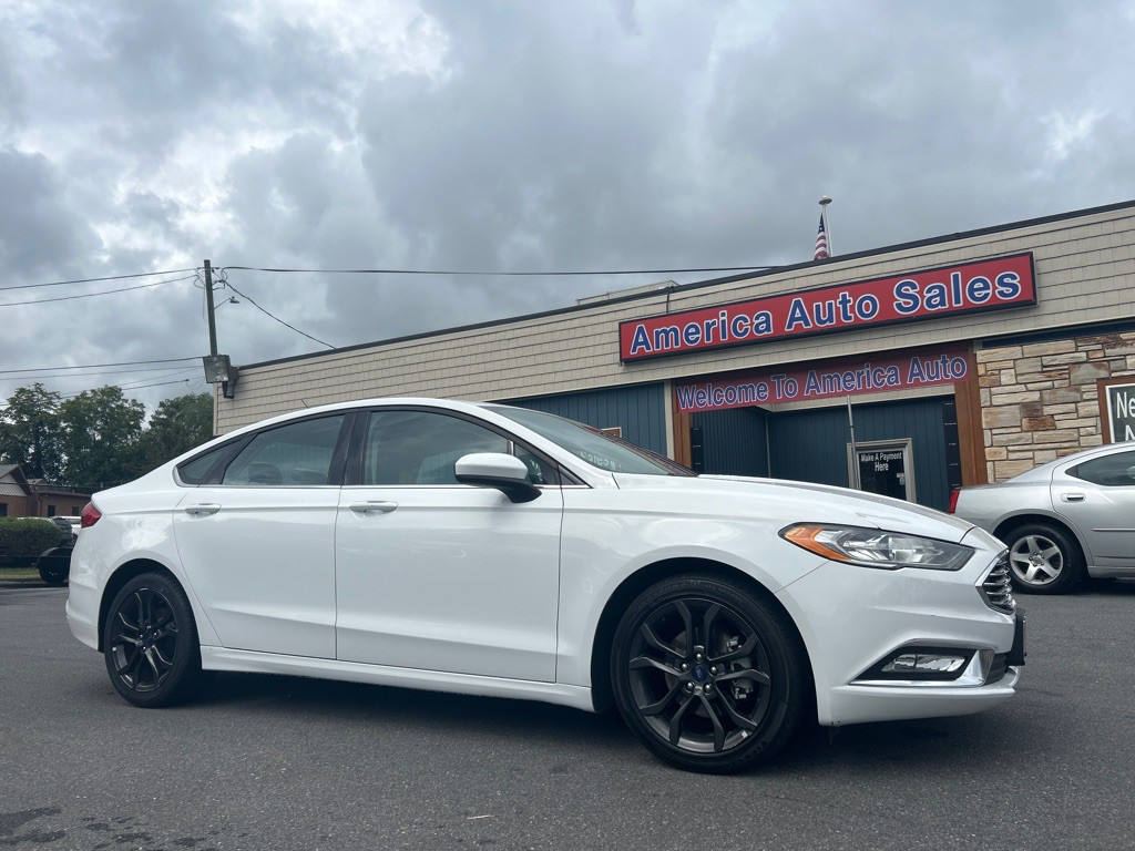 2018 Ford Fusion Image 1