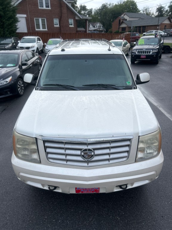 2005 Cadillac Escalade Image 11