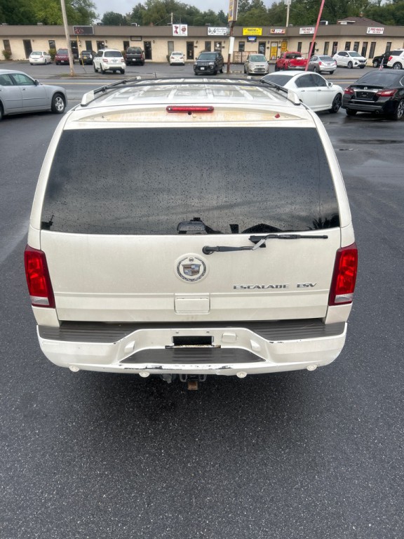 2005 Cadillac Escalade Image 12