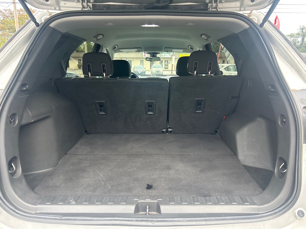 2020 Chevrolet Equinox Image 3