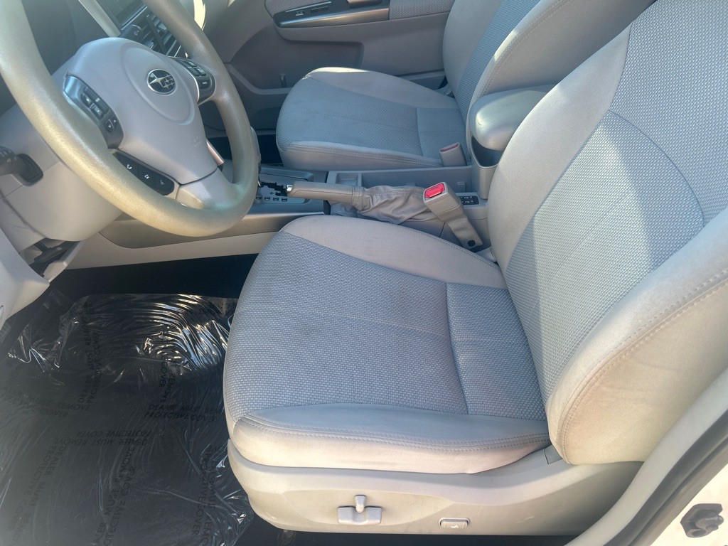2013 Subaru Forester Image 7