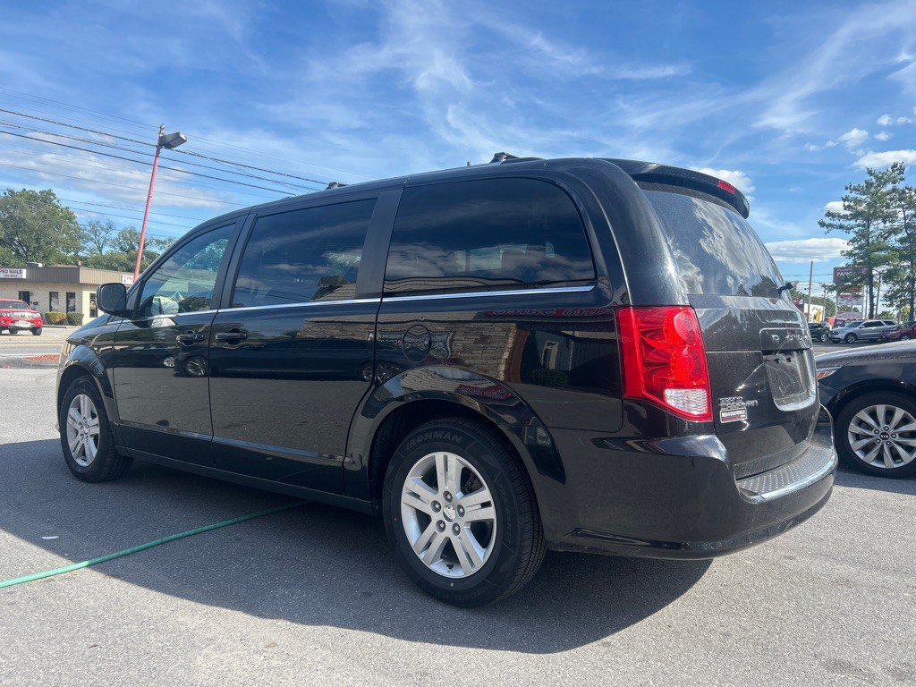 2019 Dodge Grand Caravan Image 2