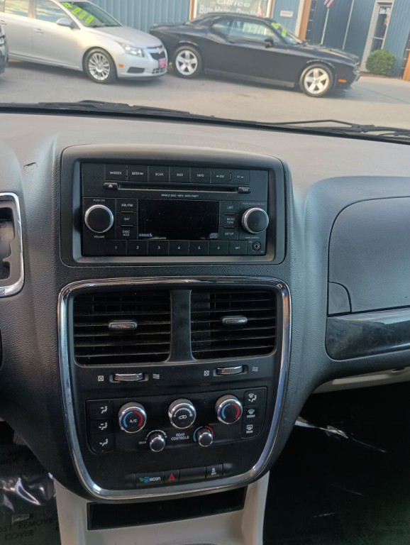 2016 Dodge Grand Caravan Image 7