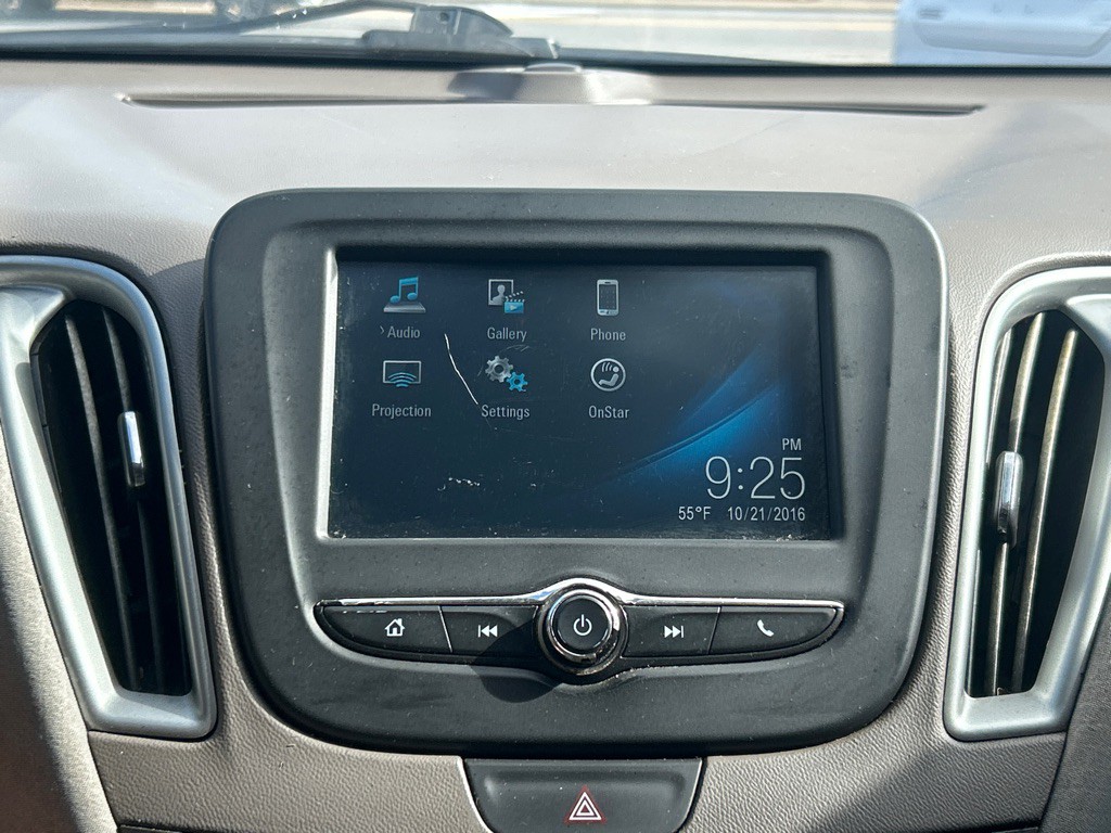 2017 Chevrolet Malibu Image 11