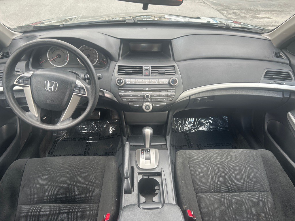 2010 Honda Accord Image 4