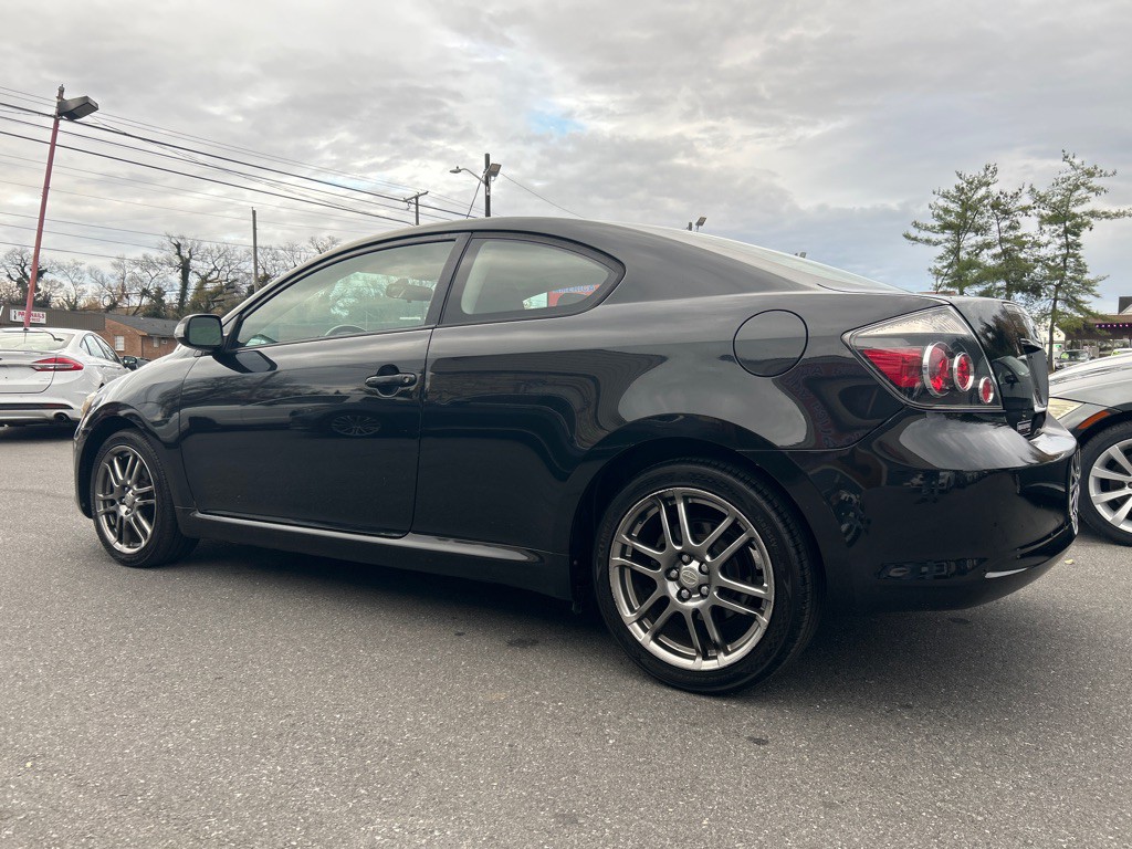 2009 Scion tC Image 2