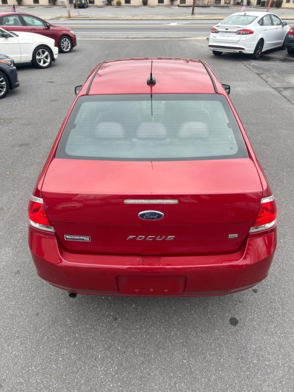 2011 Ford Focus Image 4