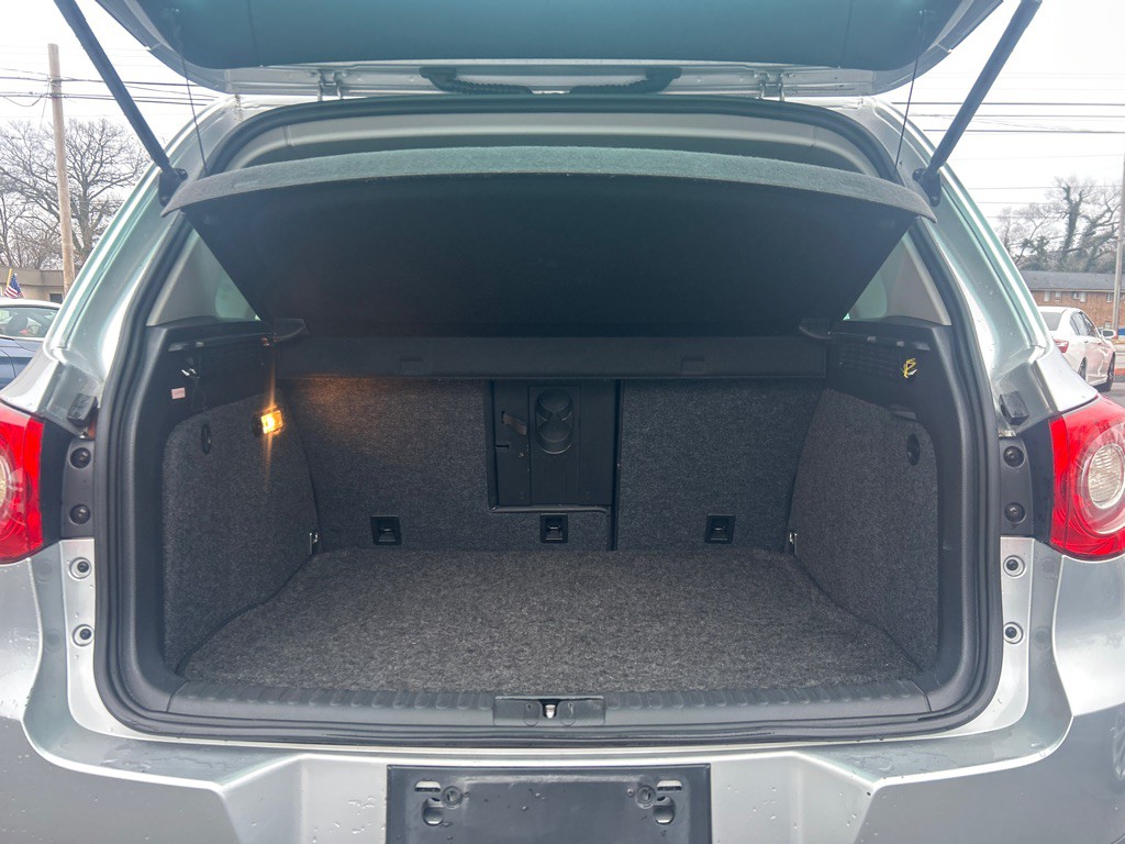 2011 Volkswagen Tiguan Image 5