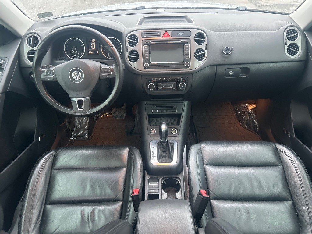 2011 Volkswagen Tiguan Image 8