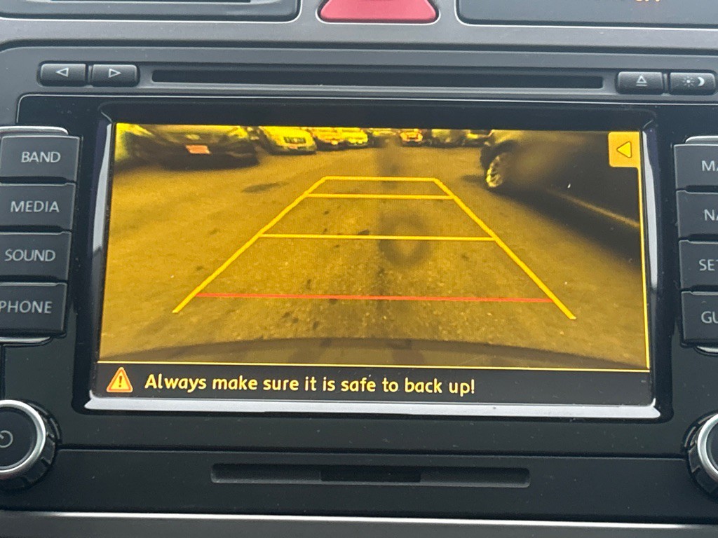 2011 Volkswagen Tiguan Image 15