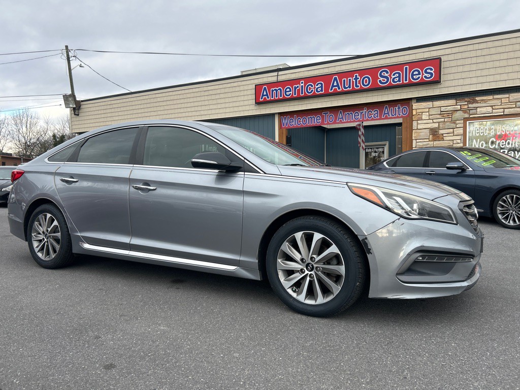 2015 Hyundai Sonata Image 1