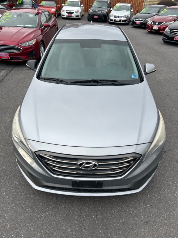 2015 Hyundai Sonata Image 2