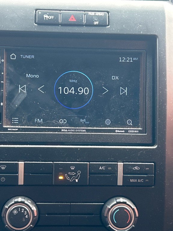 2014 Ford F-150 Image 9