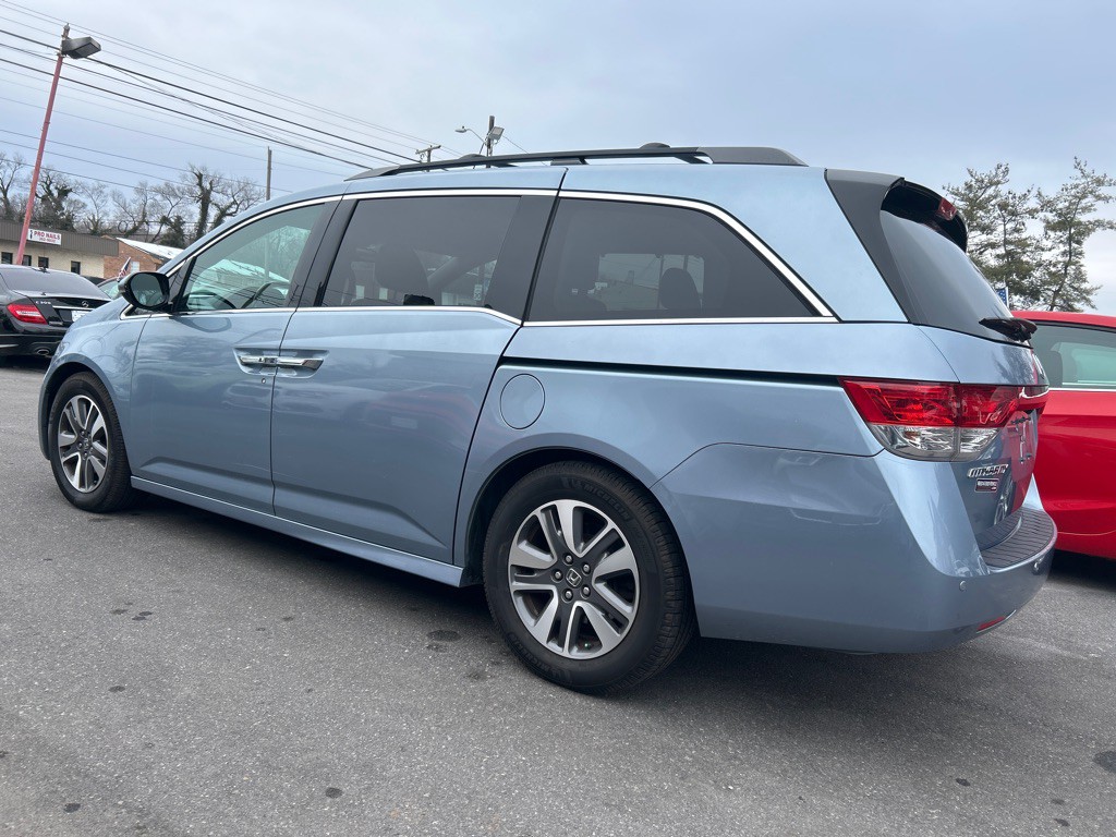 2014 Honda Odyssey Image 2
