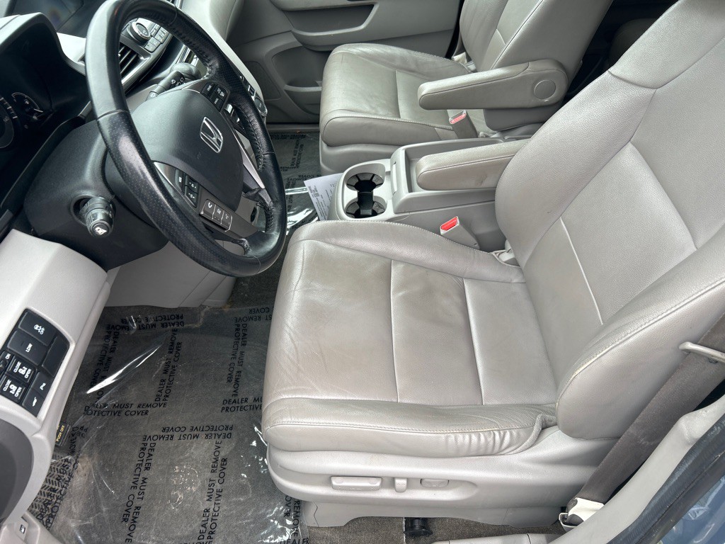 2014 Honda Odyssey Image 9