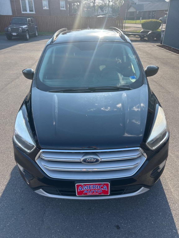 2018 Ford Escape Image 2