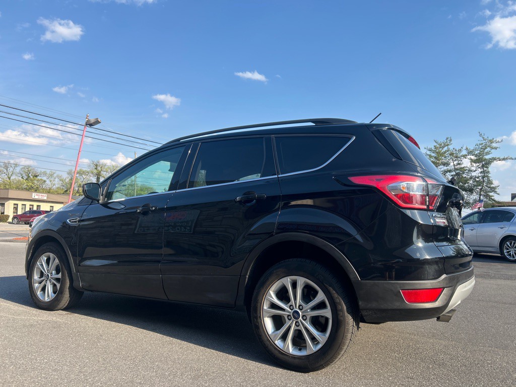 2018 Ford Escape Image 3