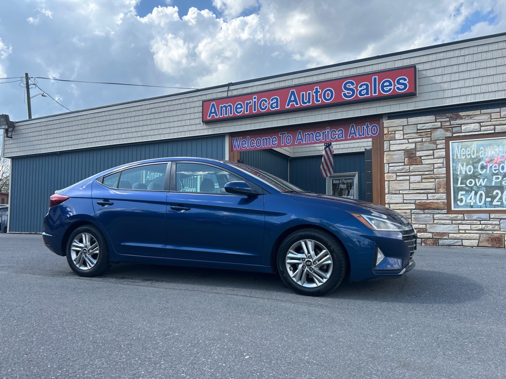 2020 Hyundai Elantra Image 1