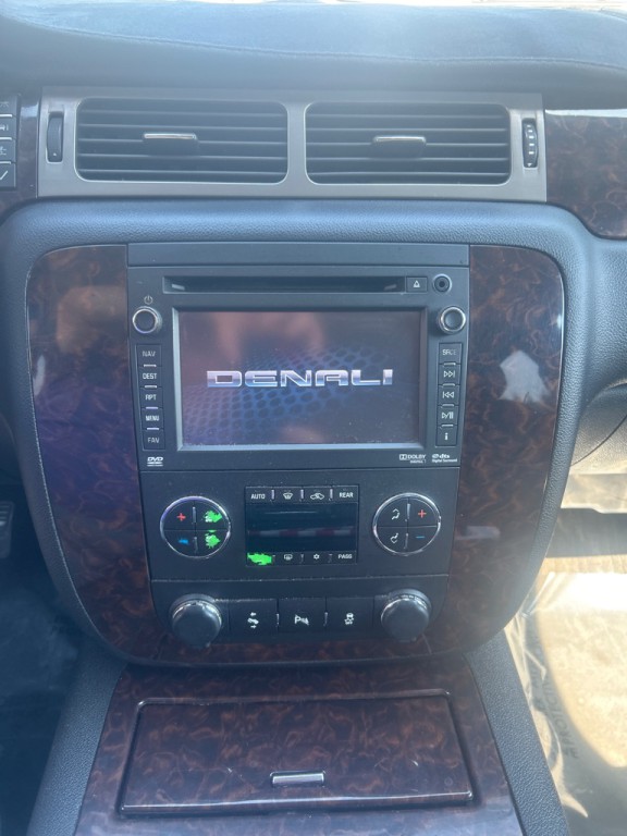 2013 GMC Yukon Image 10