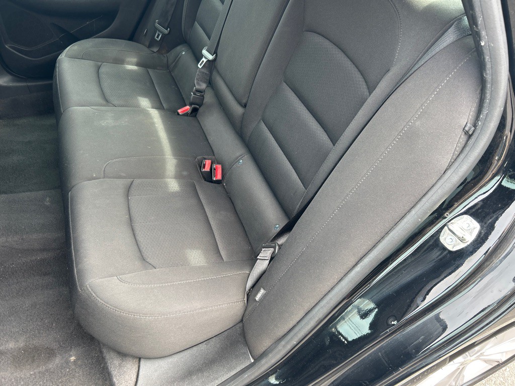 2019 Chevrolet Malibu Image 3