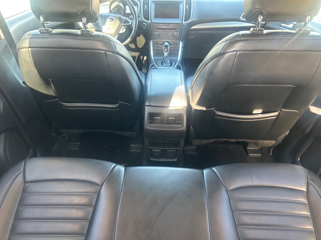 2015 Ford Edge Image 4