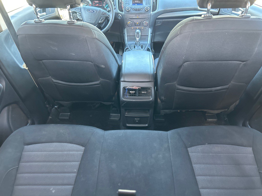 2017 Ford Edge Image 4