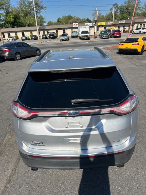 2017 Ford Edge Image 12