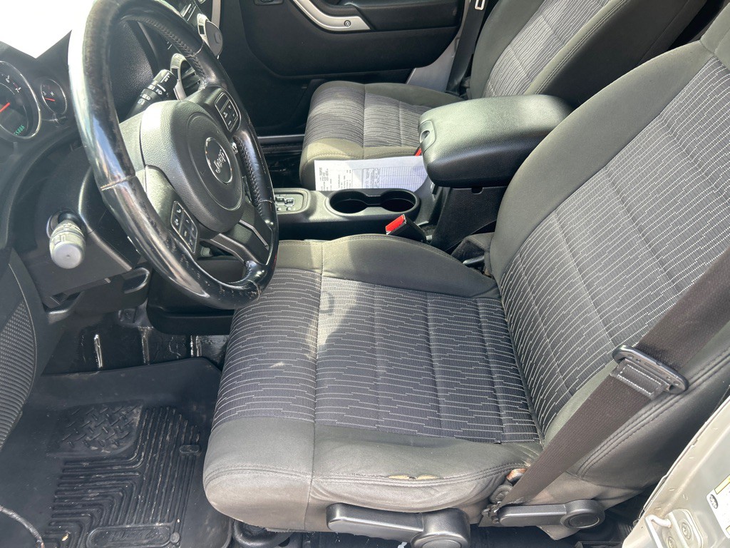 2012 Jeep Wrangler Unlimited Image 6