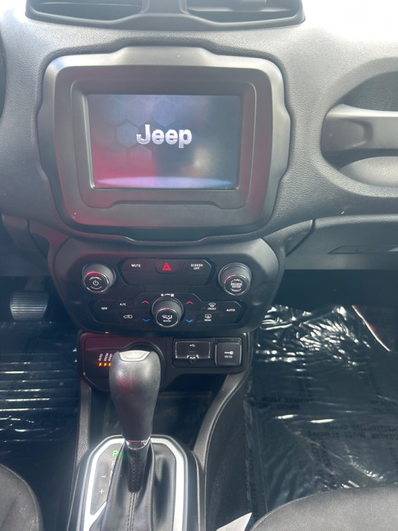 2020 Jeep Renegade Image 8