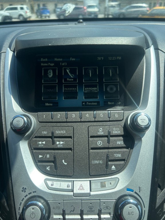 2015 Chevrolet Equinox Image 13
