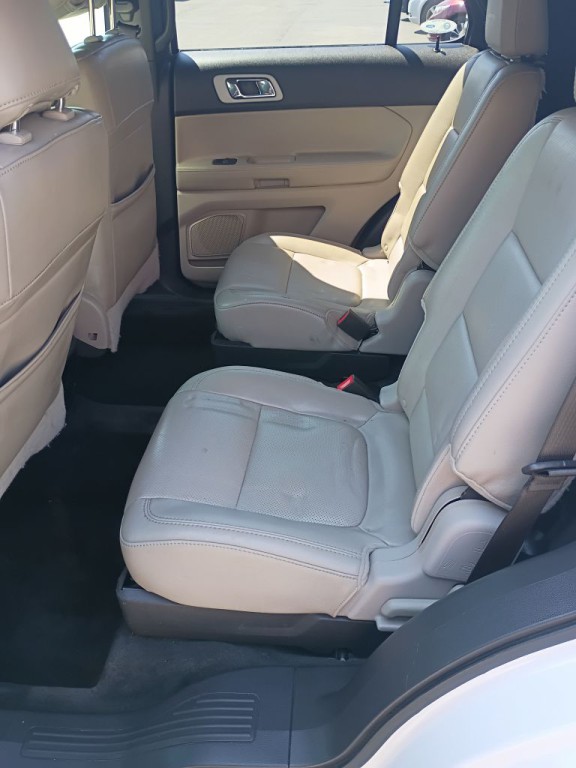 2011 Ford Explorer Image 9