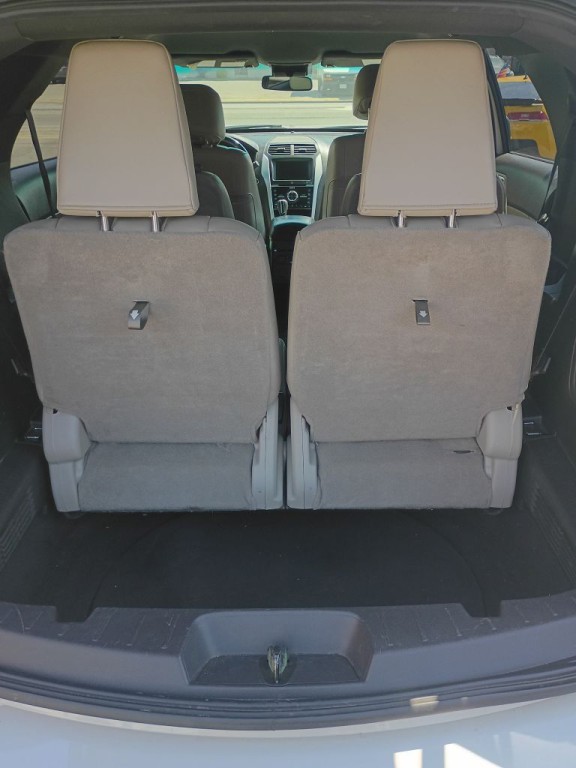 2011 Ford Explorer Image 10