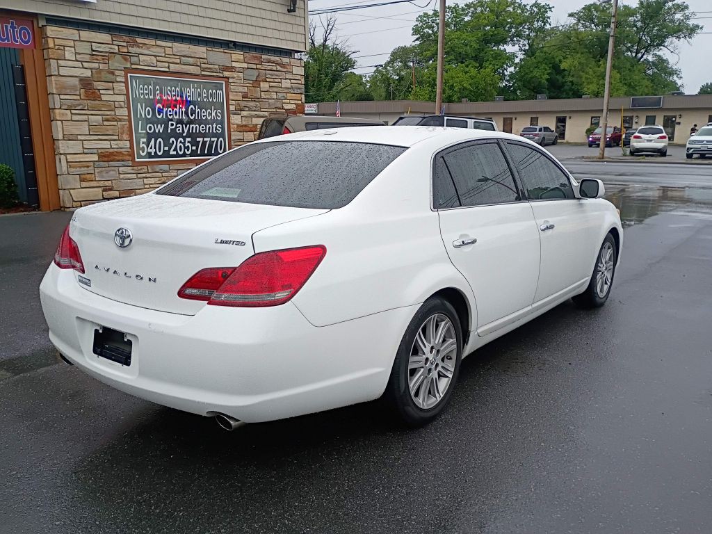2010 Toyota Avalon Image 10