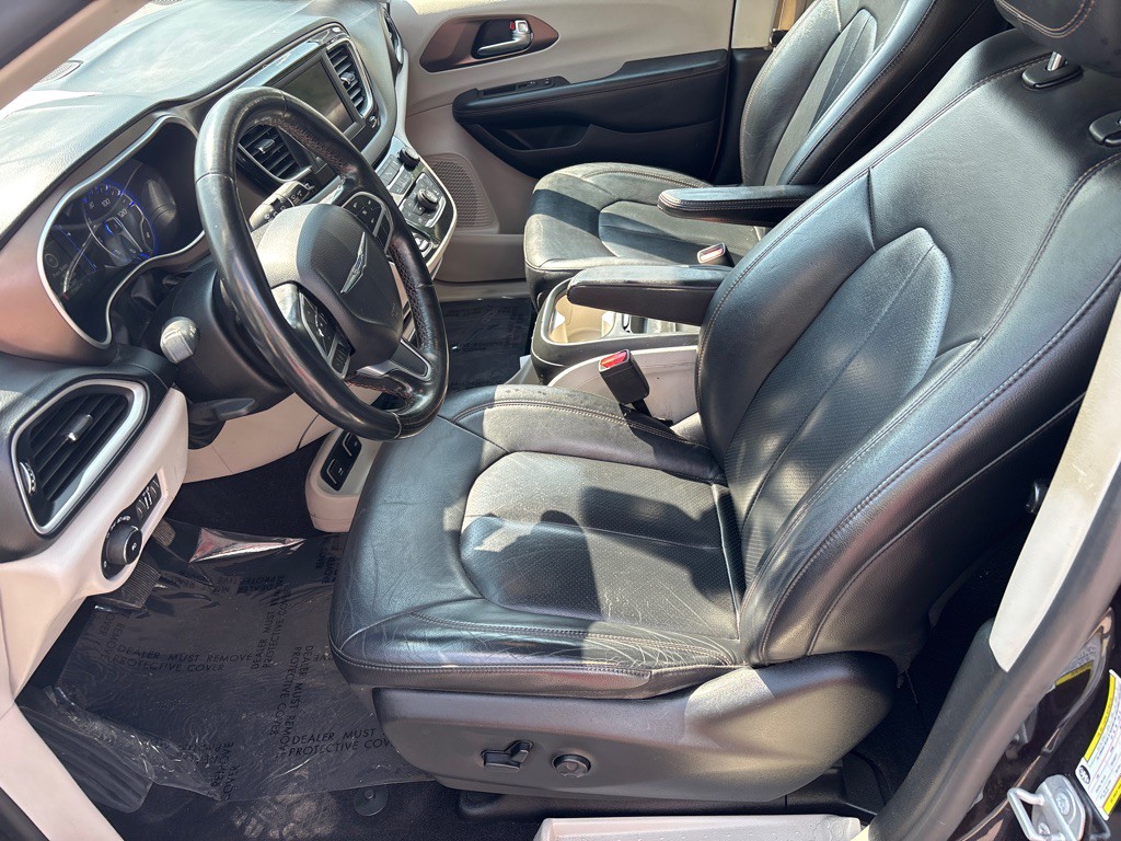 2019 Chrysler Pacifica Image 7