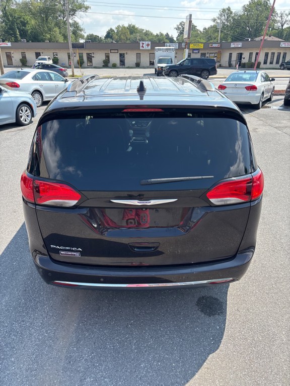 2019 Chrysler Pacifica Image 12