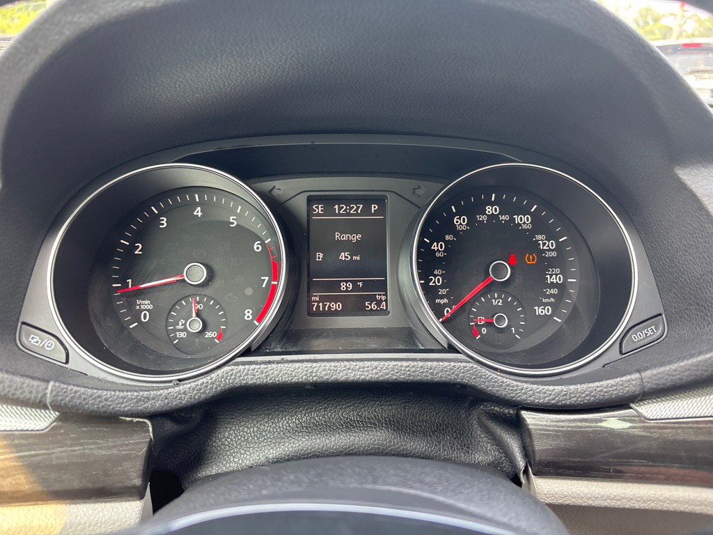 2016 Volkswagen Passat Image 7