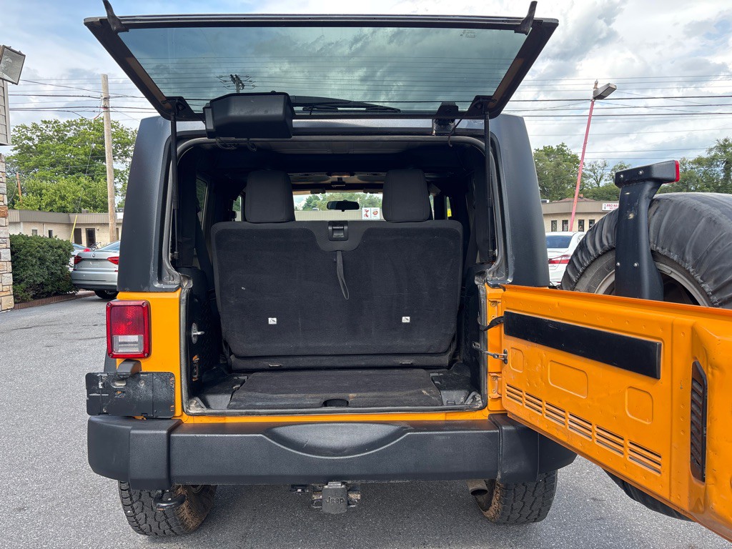 2012 Jeep Wrangler Image 5