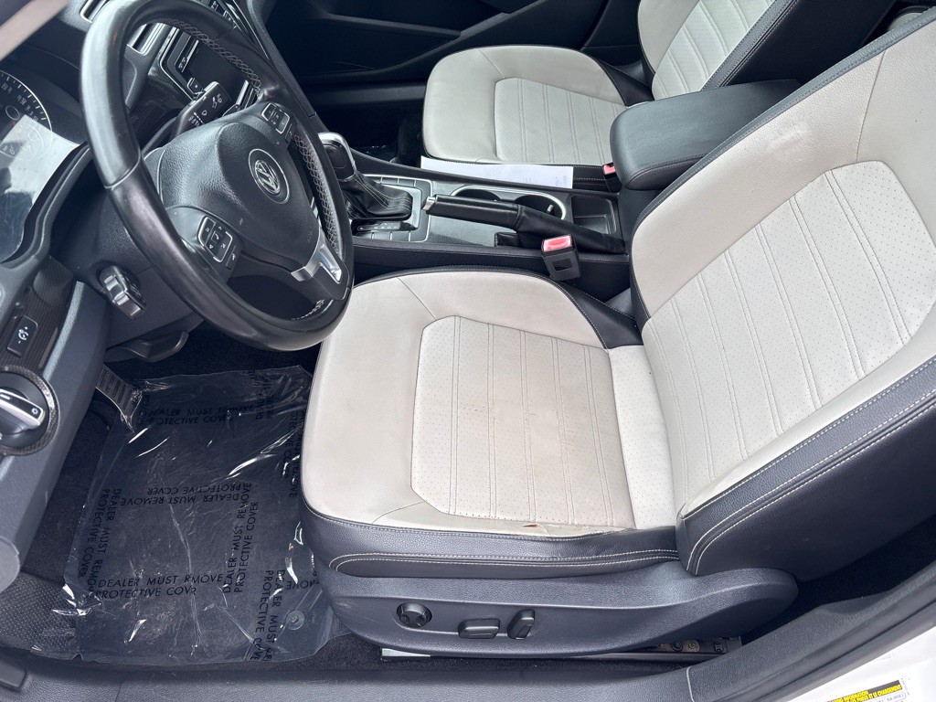 2014 Volkswagen Passat Image 5