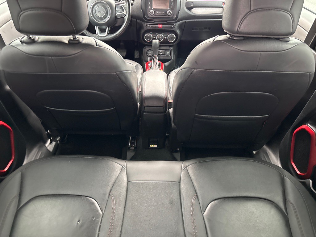 2016 Jeep Renegade Image 6