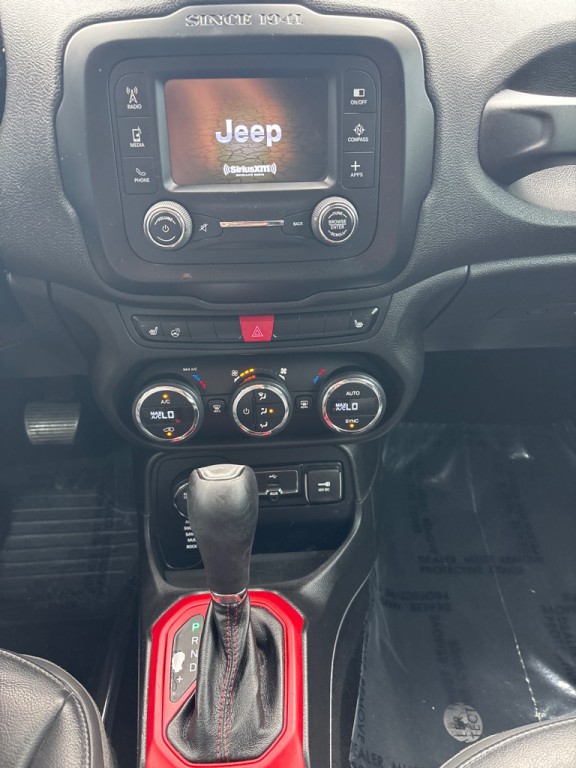 2016 Jeep Renegade Image 10