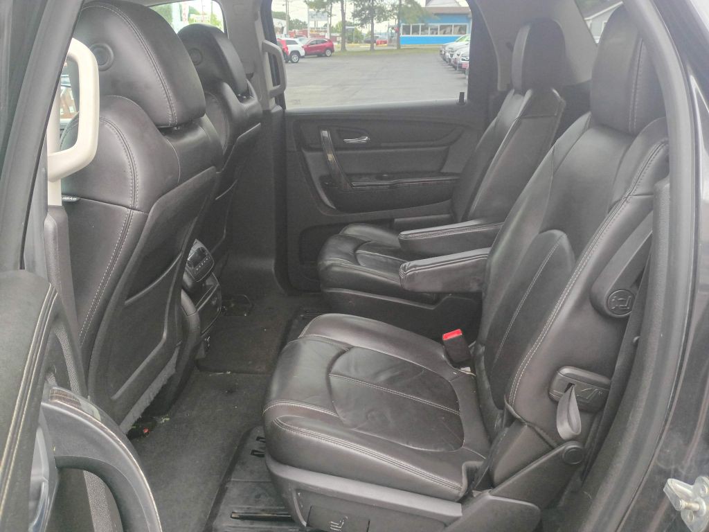 2016 GMC Acadia Image 8