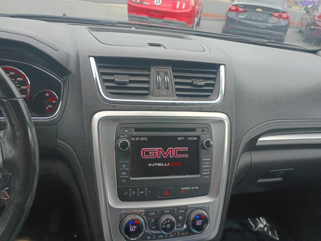 2016 GMC Acadia Image 12