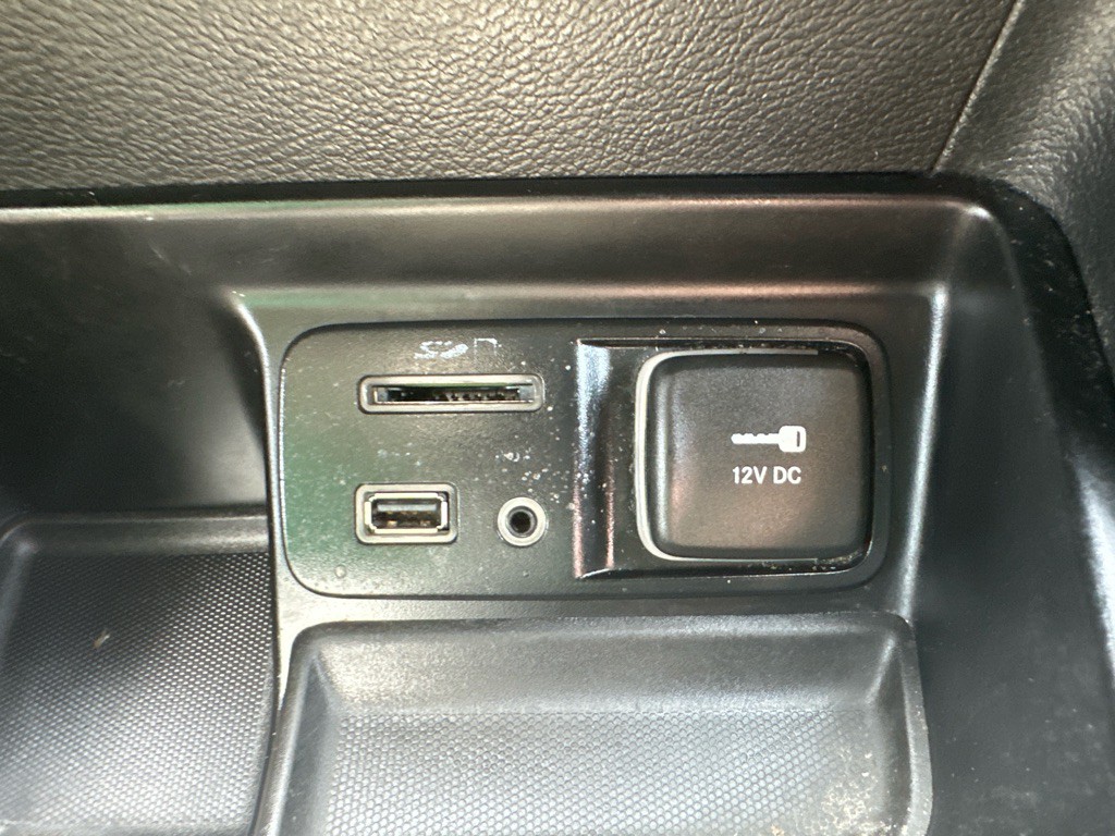 2016 Jeep Cherokee Image 22