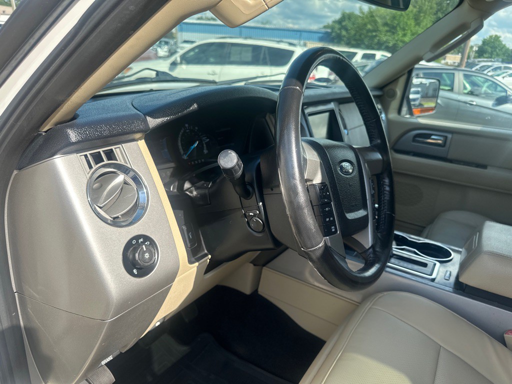 2015 Ford Expedition Image 12